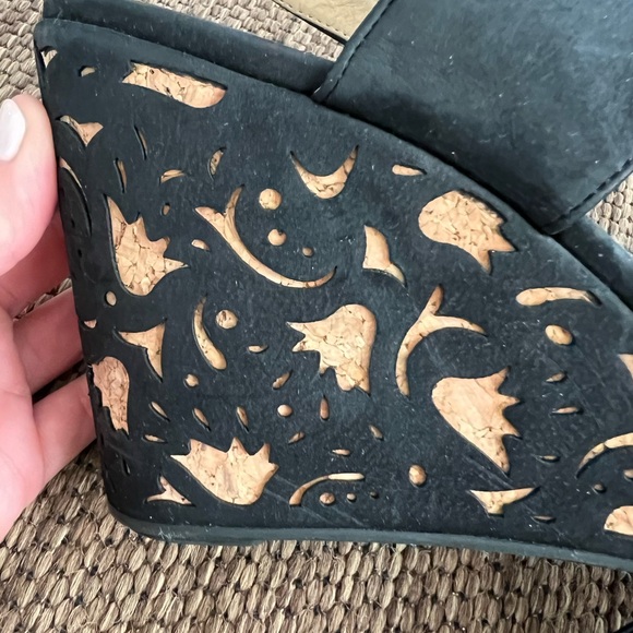 Adrienne Vittadini wedge - Picture 4 of 5